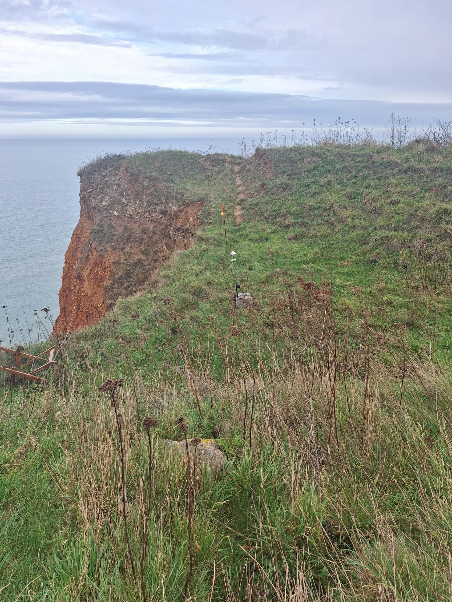 Surveillance des falaises côtières par GNSS et uMonitor