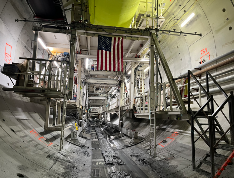 Pawtucket Tunnel project with tunnel ring convergence monitoring